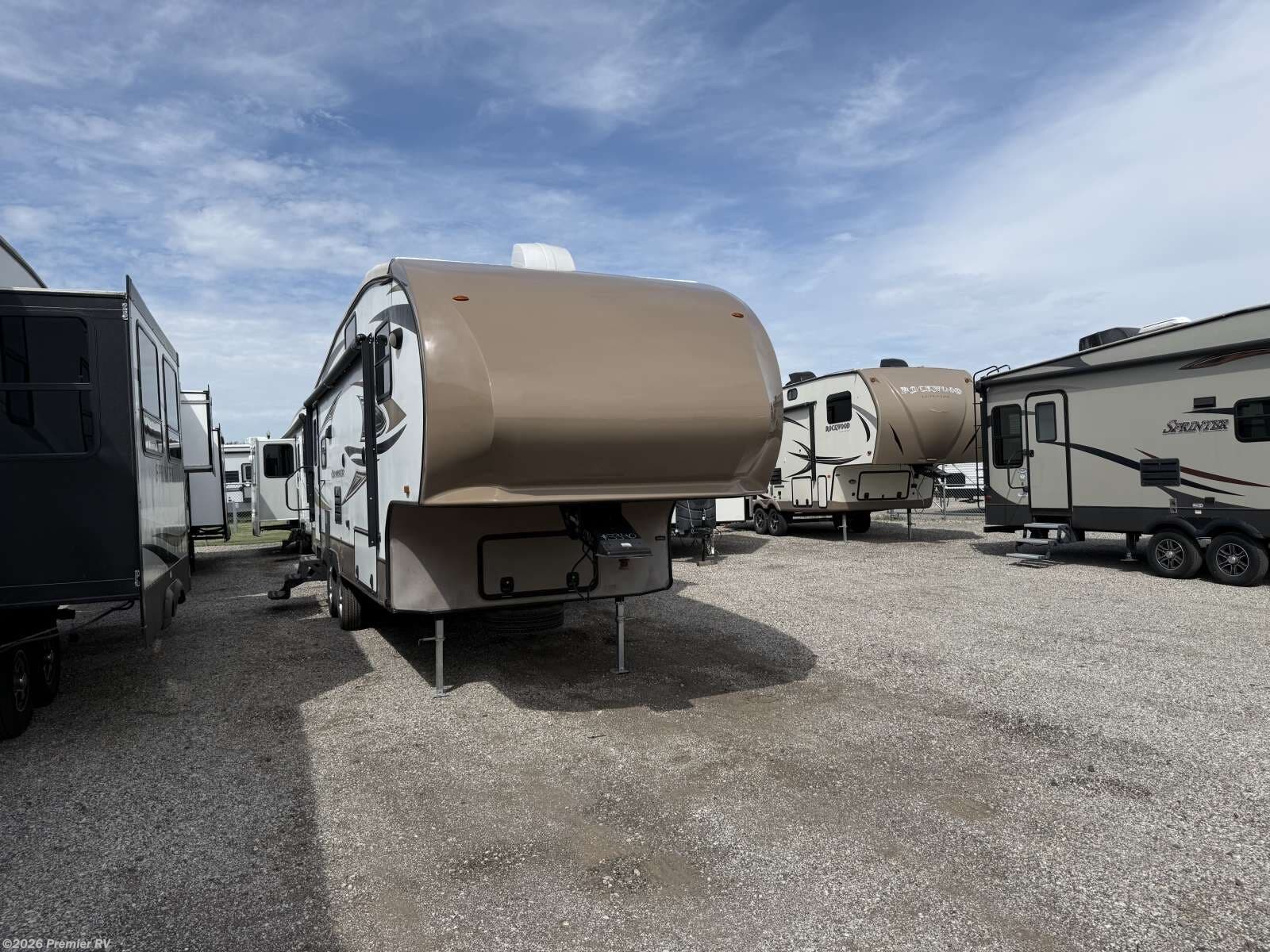 Used 2013 CrossRoads Cruiser 27RLX available in Blue Grass, Iowa