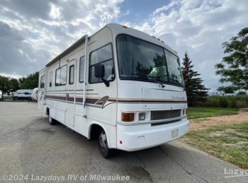 Used 1995 Thor Motor Coach Four Winds 30Q available in Sturtevant, Wisconsin