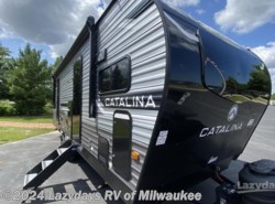 New 2025 Coachmen Catalina Legacy Edition 263FKDS available in Sturtevant, Wisconsin