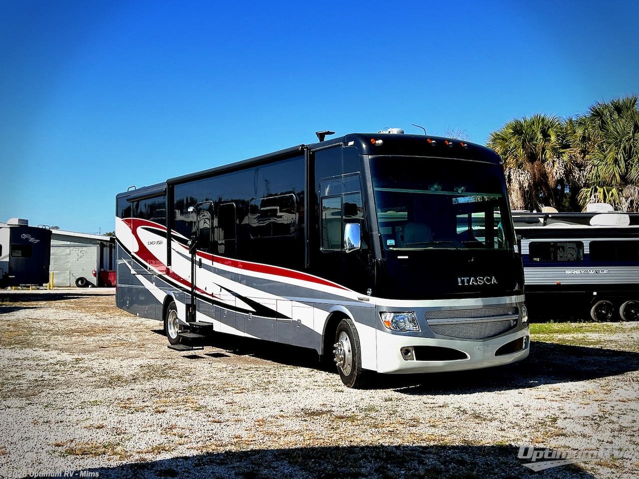 Used 2015 Itasca Suncruiser 37F available in Mims, Florida