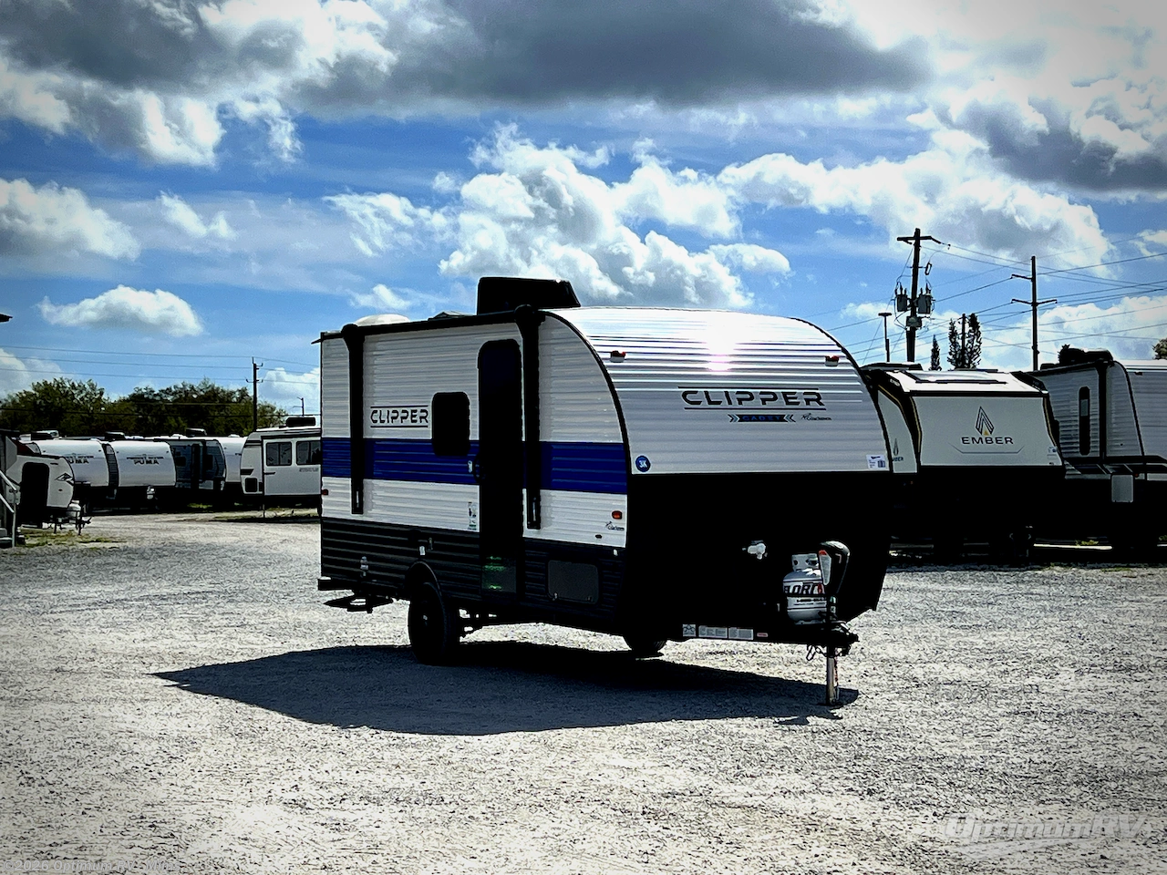 Used 2024 Coachmen Clipper Cadet 17CBH available in Mims, Florida