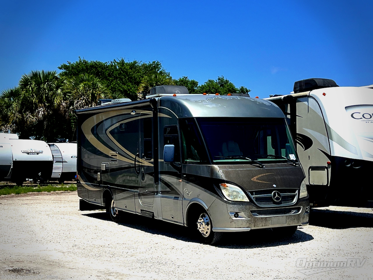 Used 2012 Itasca Reyo 25R available in Mims, Florida