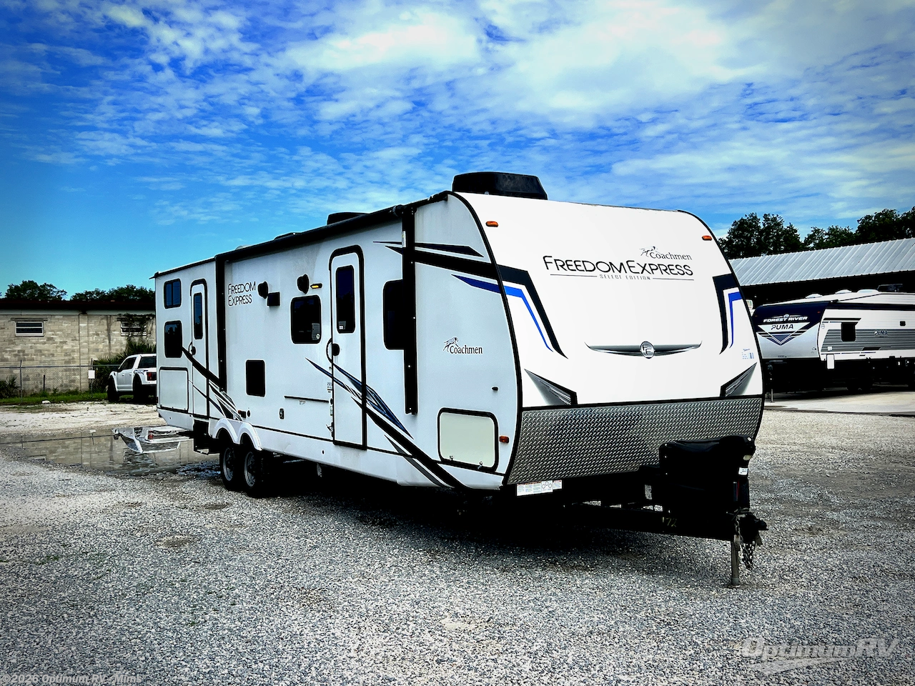Used 2022 Coachmen Freedom Express Select 31SE available in Mims, Florida