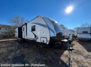 Used 2018 CrossRoads Sunset Trail Grand Reserve SS33CK available in Pottstown, Pennsylvania
