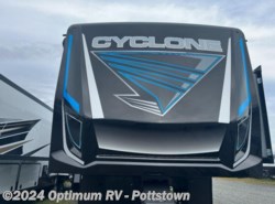 New 2023 Heartland Cyclone 4014C available in Pottstown, Pennsylvania