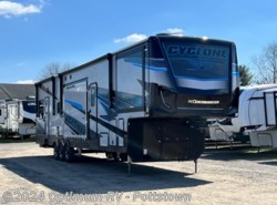 New 2024 Heartland Cyclone 4270 available in Pottstown, Pennsylvania