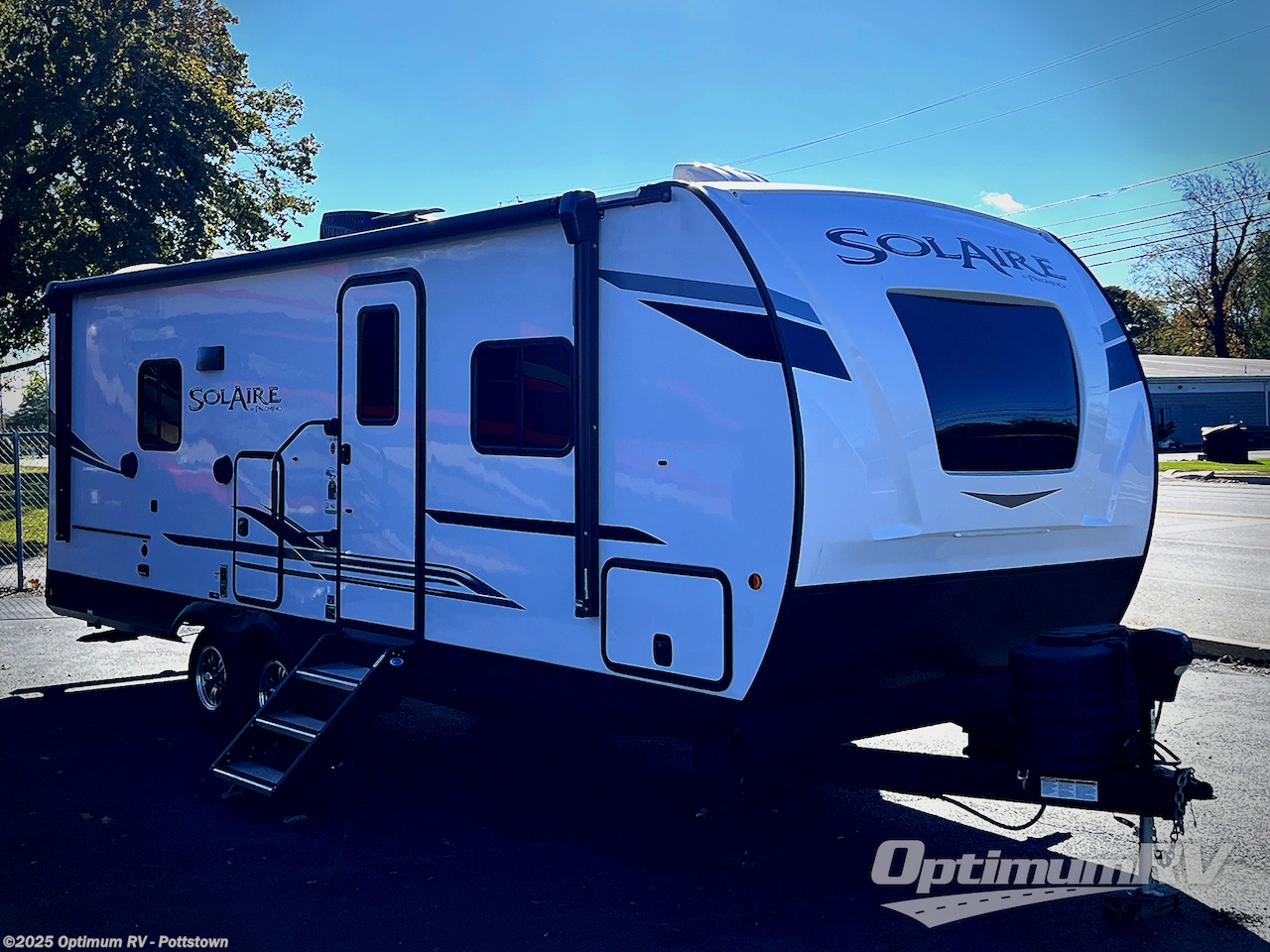 Used 2024 Palomino Solaire 242RBS available in Pottstown, Pennsylvania