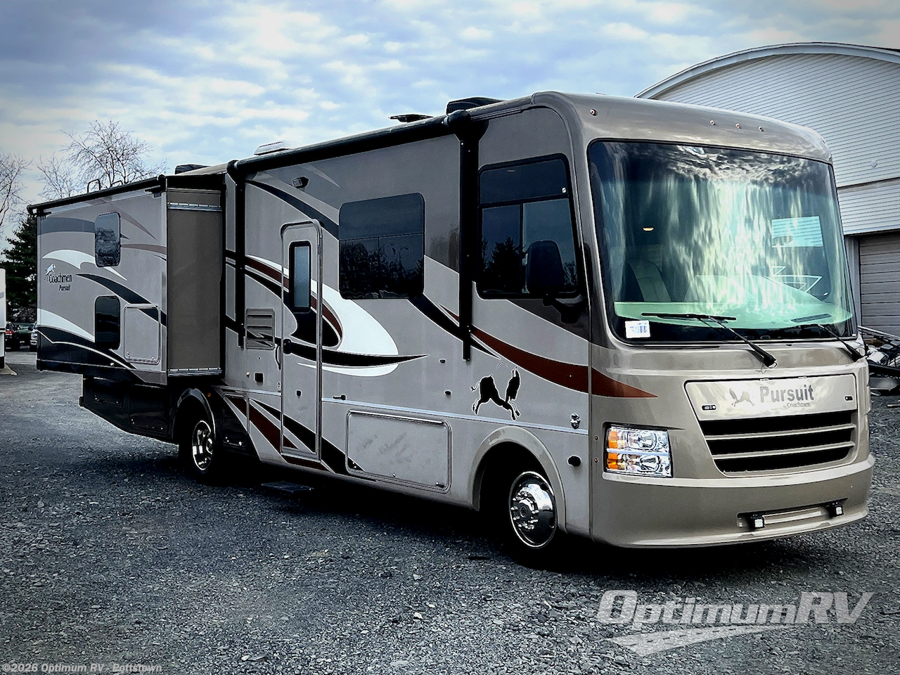 Used 2017 Coachmen Pursuit 33 BH available in Pottstown, Pennsylvania