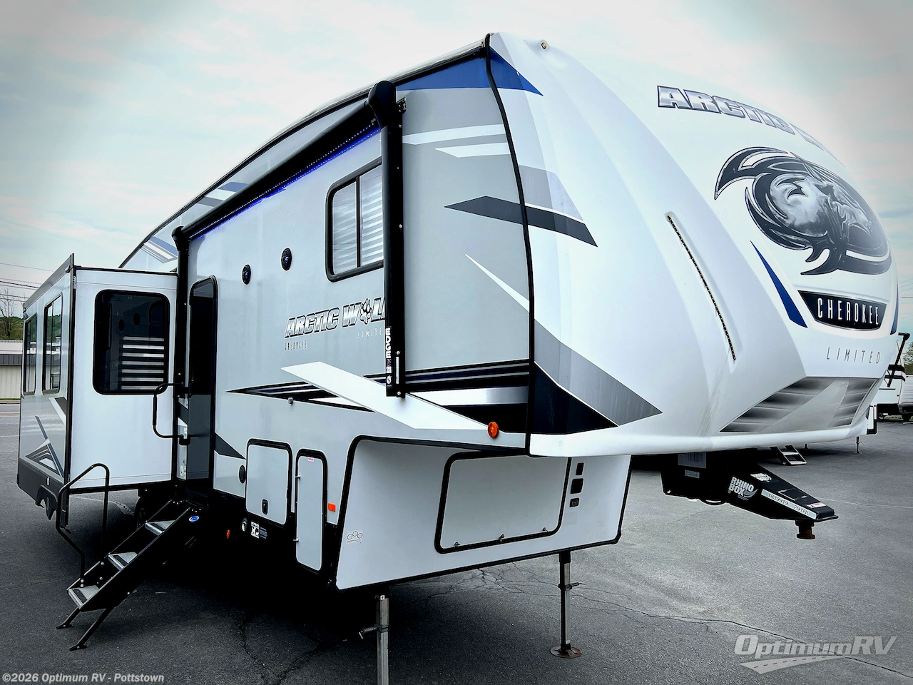 Used 2021 Forest River Cherokee Arctic Wolf 291RL available in Pottstown, Pennsylvania