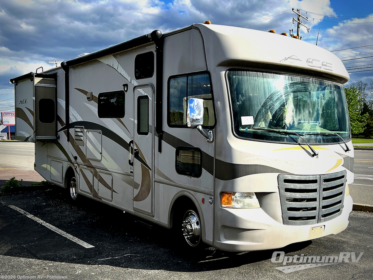 Used 2014 Thor  ACE 30.1 available in Pottstown, Pennsylvania