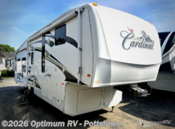 Used 2009 Forest River Cardinal 34QRL available in Pottstown, Pennsylvania