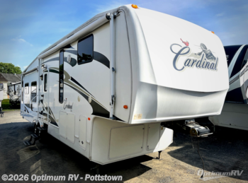 Used 2009 Forest River Cardinal 34QRL available in Pottstown, Pennsylvania