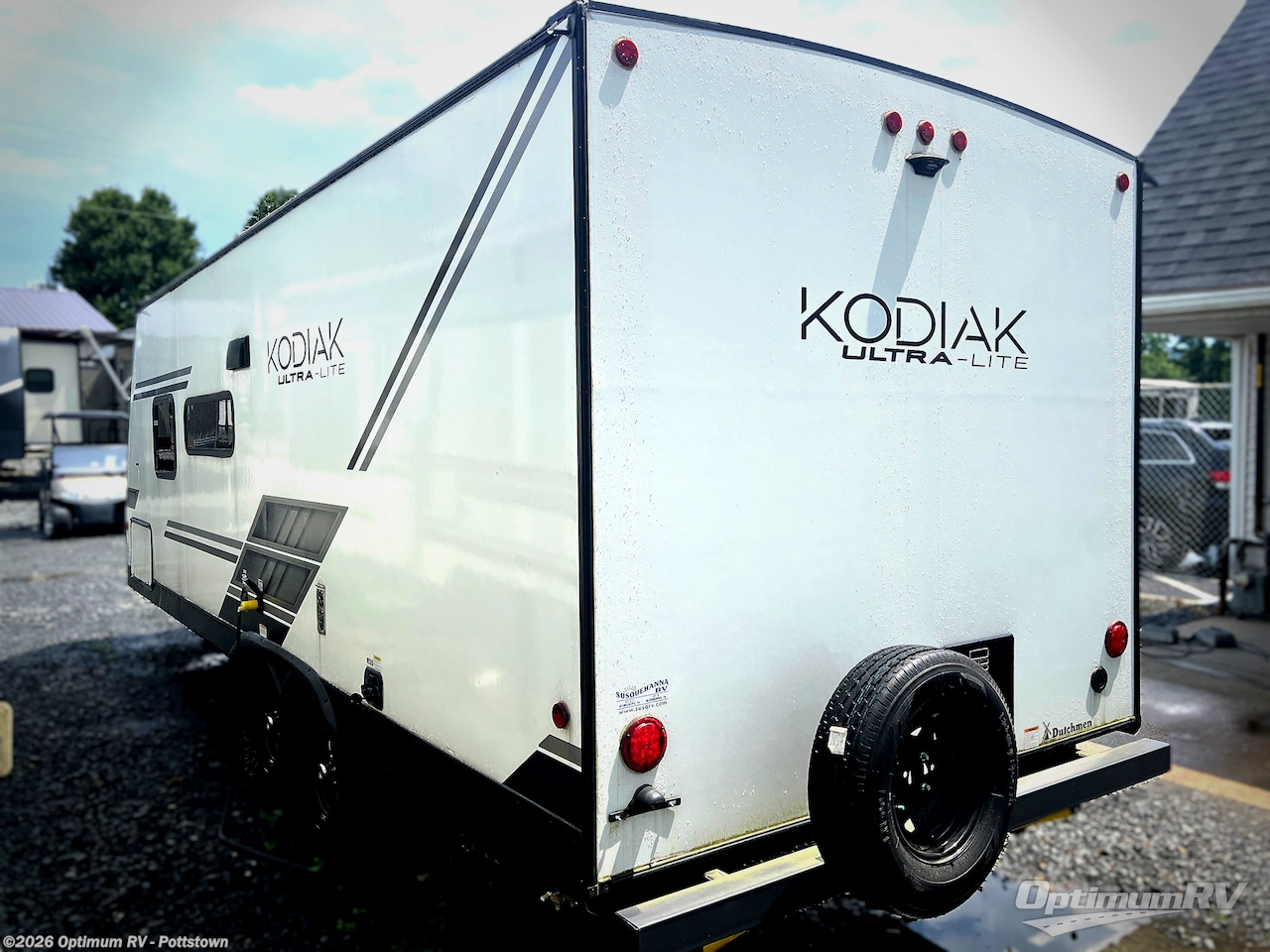 Used 2022 Dutchmen Kodiak Ultra-Lite 227BH available in Pottstown, Pennsylvania