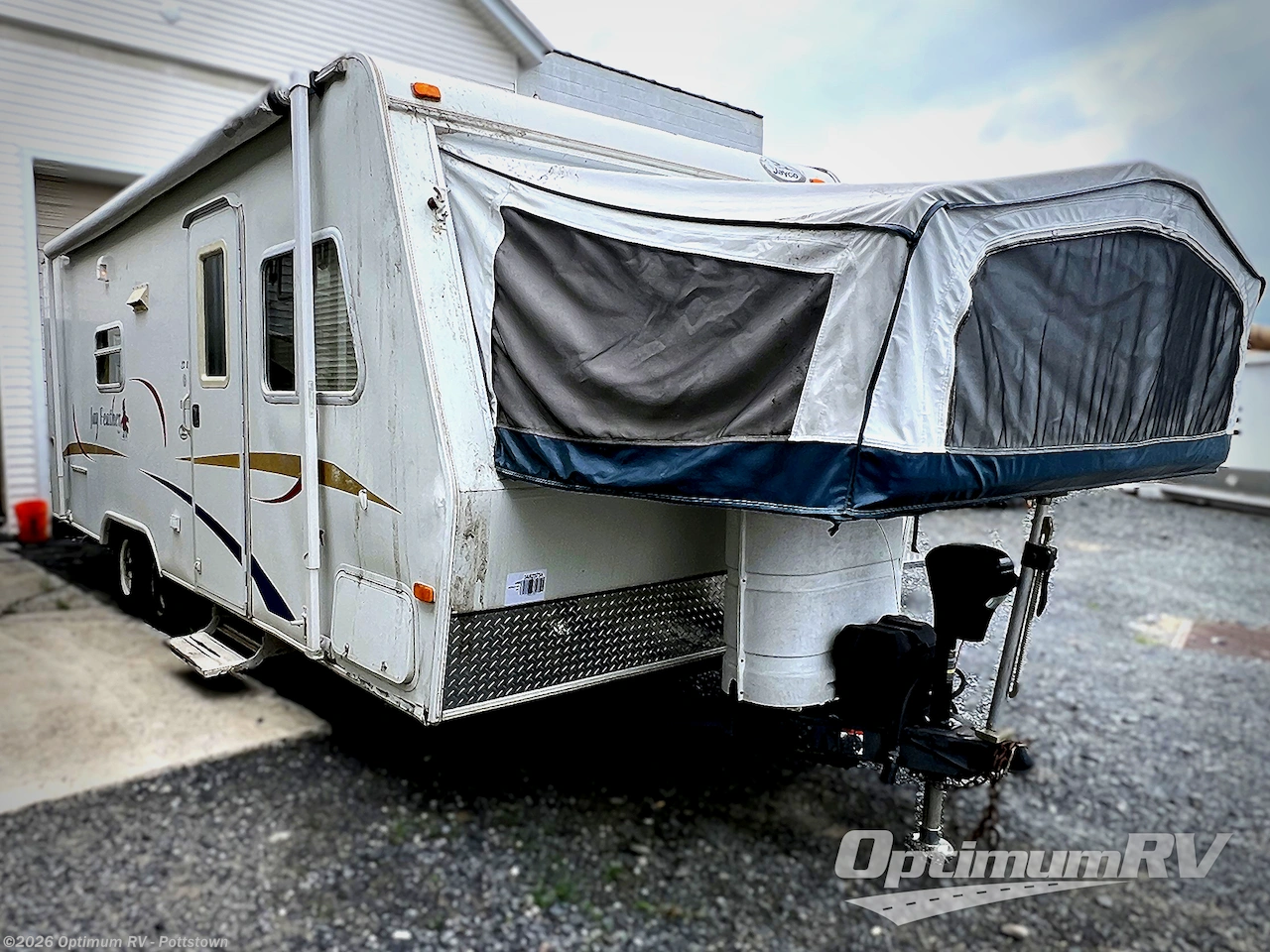 Used 2004 Jayco Jay Flight 23B available in Pottstown, Pennsylvania
