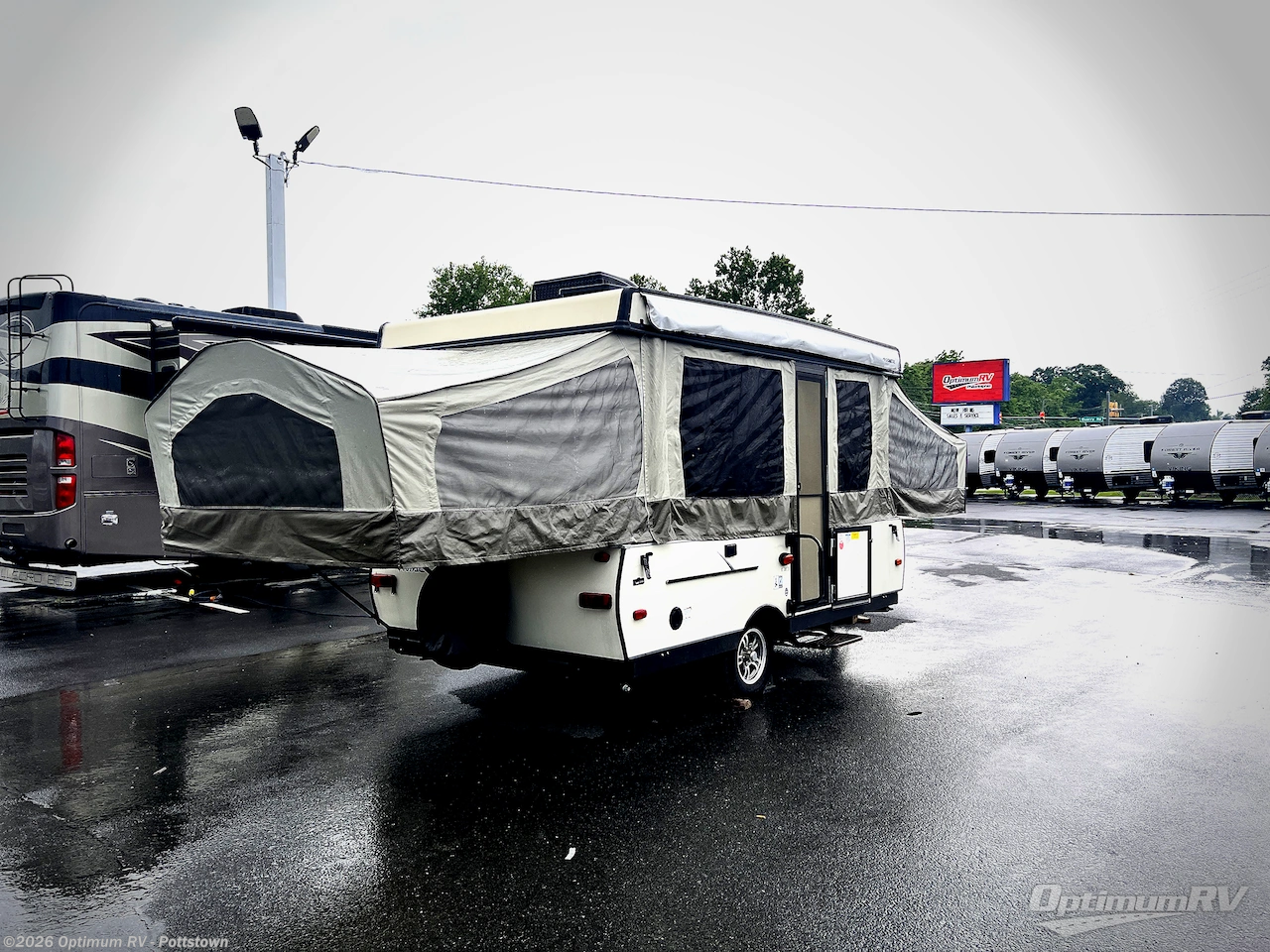 Used 2016 Forest River Flagstaff 277 available in Pottstown, Pennsylvania