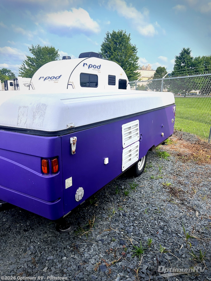 Used 2001 Coleman  Sun Valley 3591 available in Pottstown, Pennsylvania