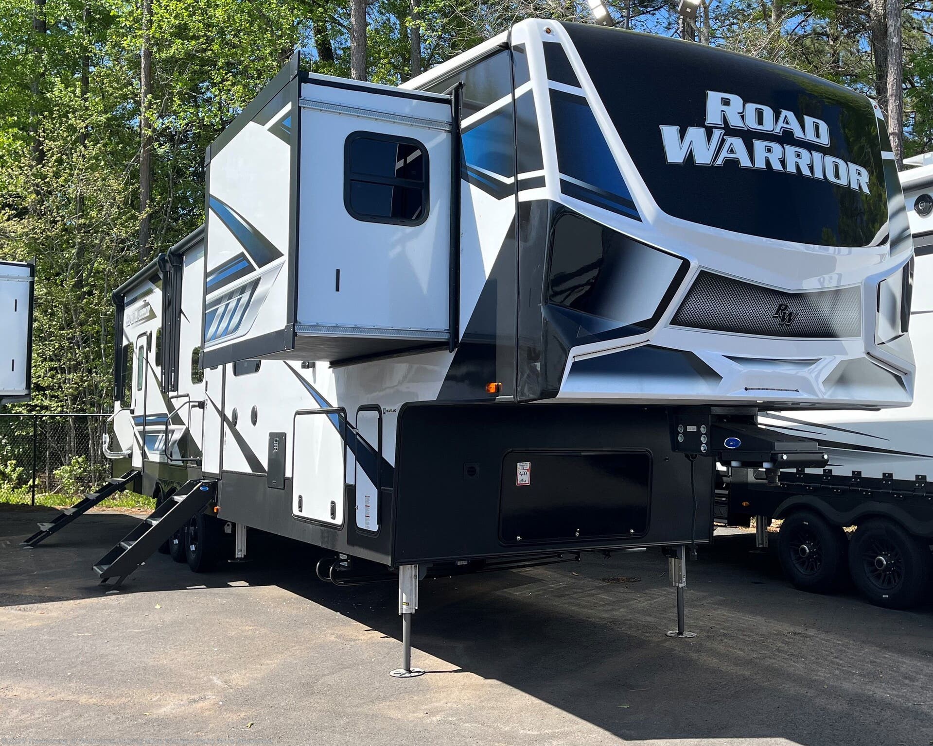 New 2022  Heartland Road Warrior 414RW by Heartland from Travelcamp of Melbourne in Melbourne, FL