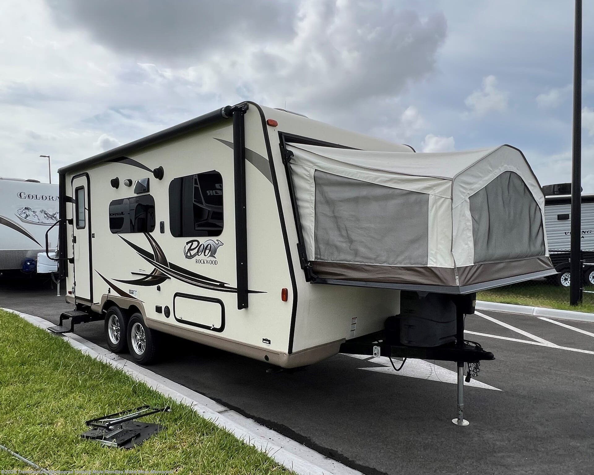 Used 2016  Rockwood  ROO M-19 by Rockwood from Travelcamp of Melbourne in Melbourne, FL