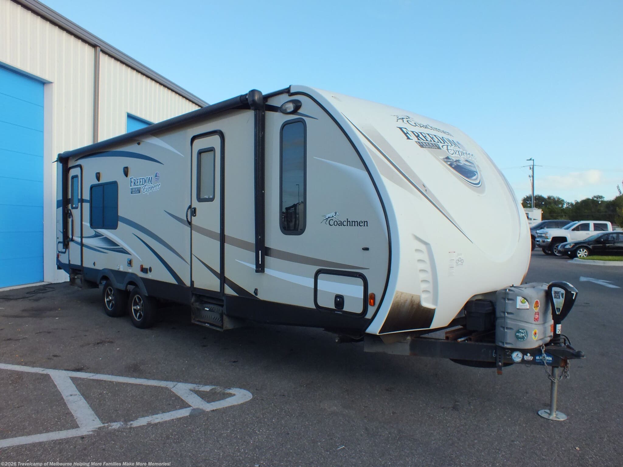 Used 2016  Coachmen Freedom Express 276RKS by Coachmen from Travelcamp of Melbourne in Melbourne, FL
