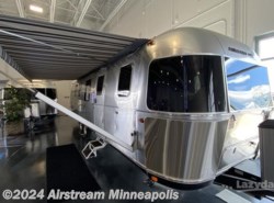New 2024 Airstream Classic 33FB available in Monticello, Minnesota