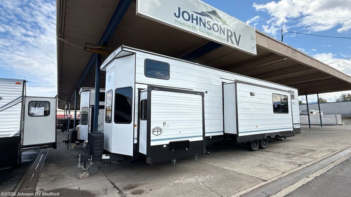 New 2026 Forest River Salem Villa Grand 42ICE available in Medford, Oregon