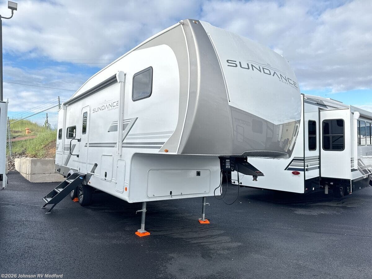 New 2026 Heartland Sundance XLT 24ML available in Medford, Oregon