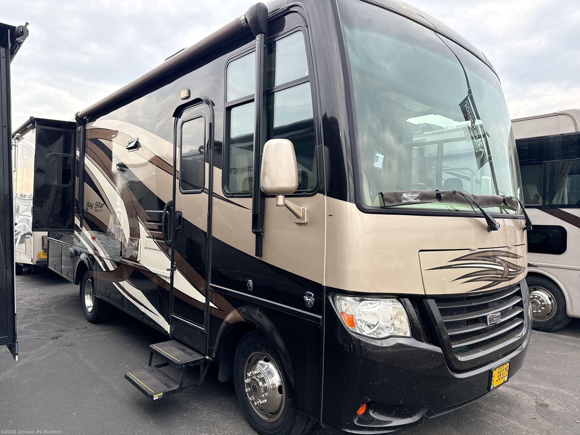 Used 2017 Newmar  BAYSTAR SPORT 2702 available in Medford, Oregon