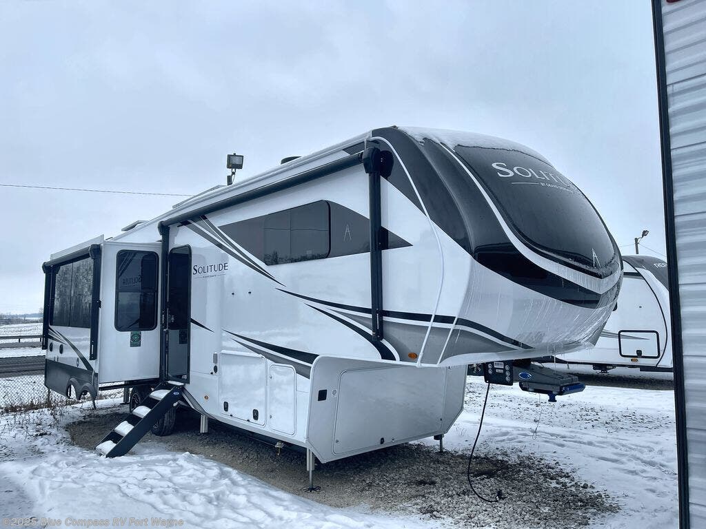 New 2025 Grand Design Solitude 310GK available in Columbia City, Indiana