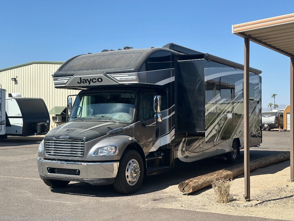 Used 2022 Jayco Seneca Prestige 37k available in Columbia City, Indiana