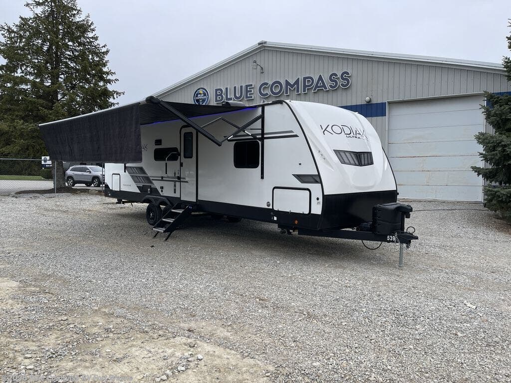 Used 2022 Dutchmen Kodiak Ultra-Lite 296BHSL available in Columbia City, Indiana