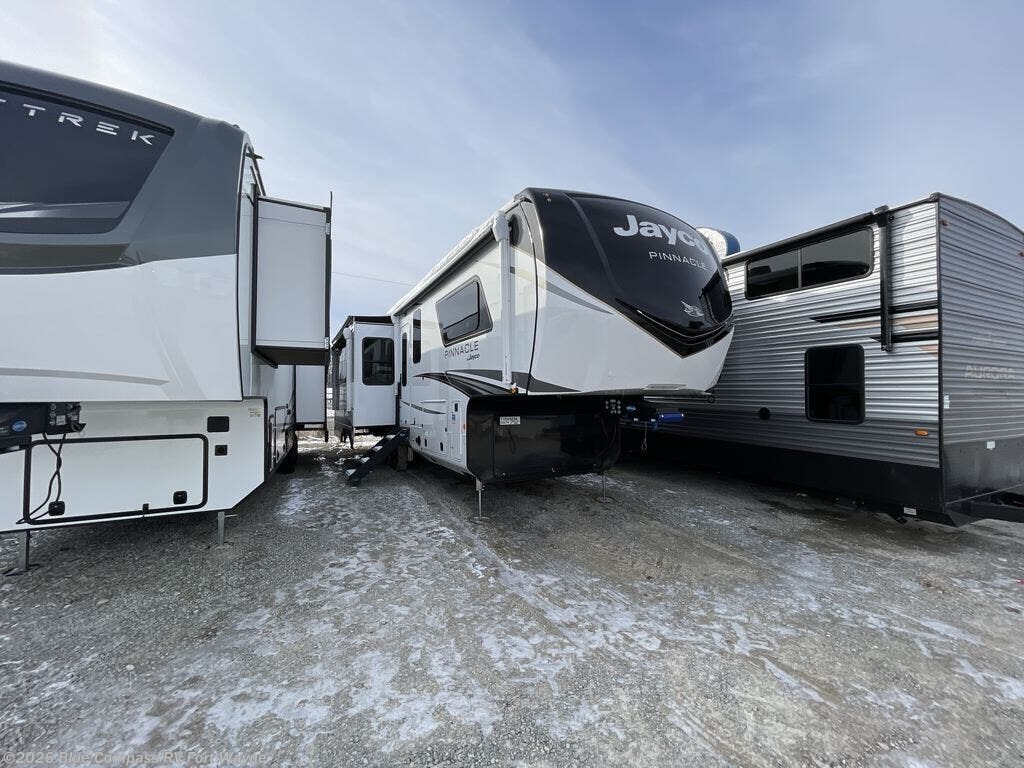New 2026 Jayco Pinnacle 32RLTS available in Columbia City, Indiana