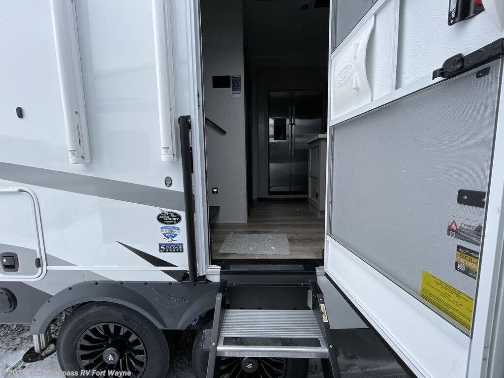 New 2026 Jayco North Point 382FLRB available in Columbia City, Indiana