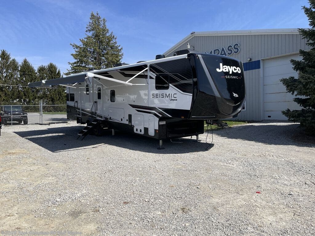 New 2026 Jayco Seismic 359 available in Columbia City, Indiana