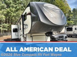 Used 2017 Forest River Wildwood Heritage Glen 276RD available in Columbia City, Indiana