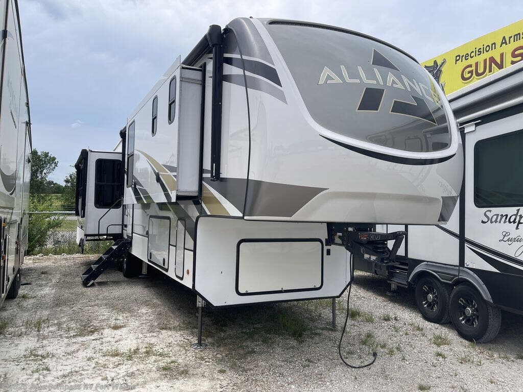 Used 2021 Alliance RV Paradigm 370FB available in Columbia City, Indiana