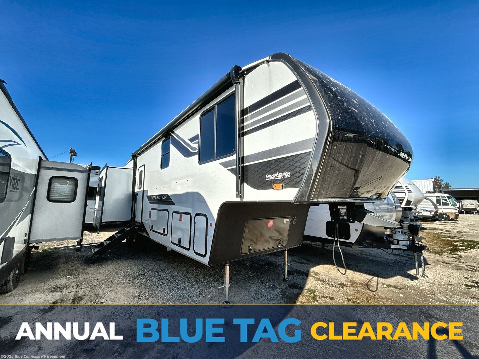 New 2026 Grand Design Reflection 324MBS available in Vidor, Texas