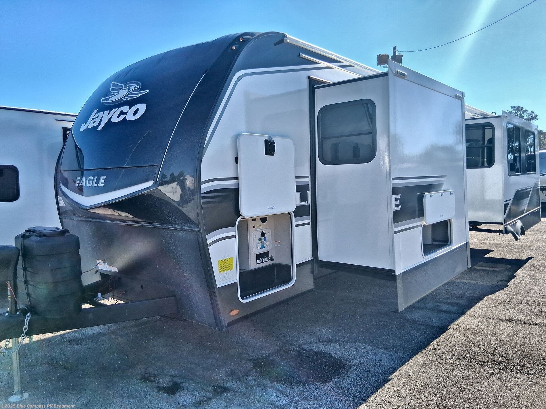 New 2026 Jayco Eagle HT 320MKTS available in Vidor, Texas