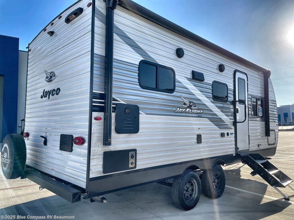 New 2025 Jayco Jay Flight SLX 200MKS available in Vidor, Texas