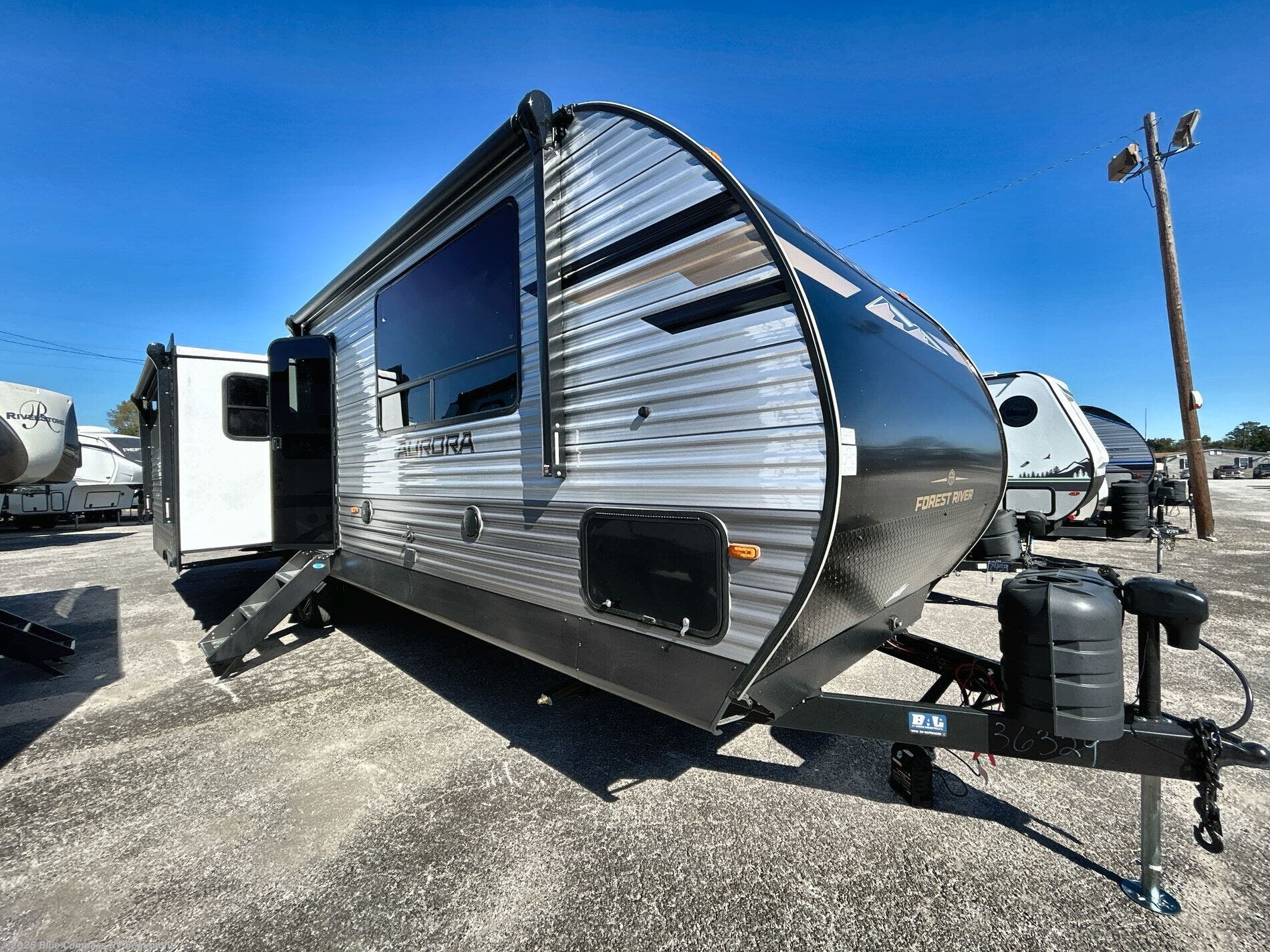 New 2026 Forest River Aurora 32RLTS available in Vidor, Texas