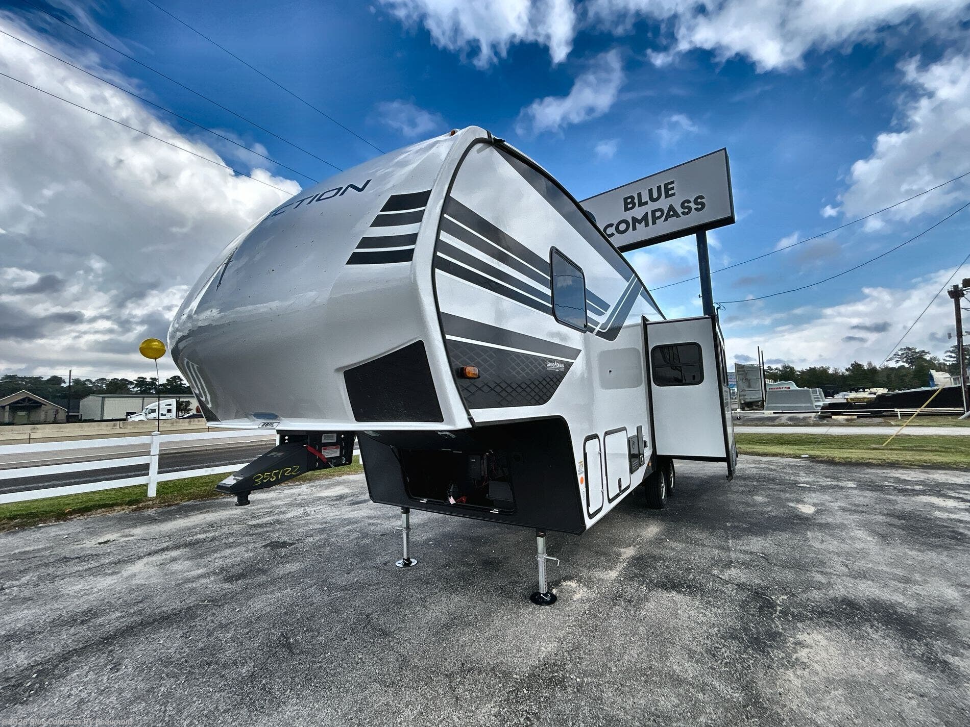 New 2026 Grand Design Reflection 100 Series 22RK available in Vidor, Texas