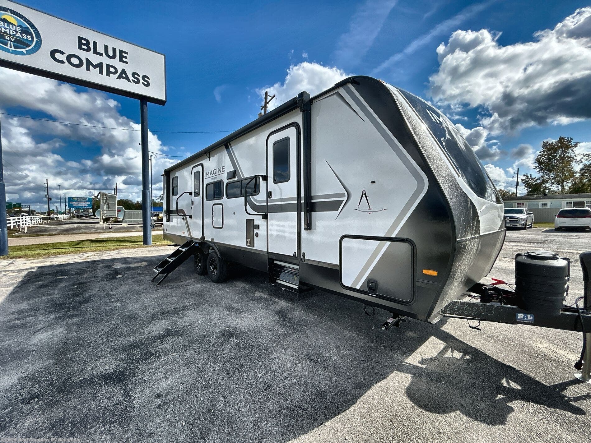 New 2026 Grand Design Imagine 2810BH available in Vidor, Texas