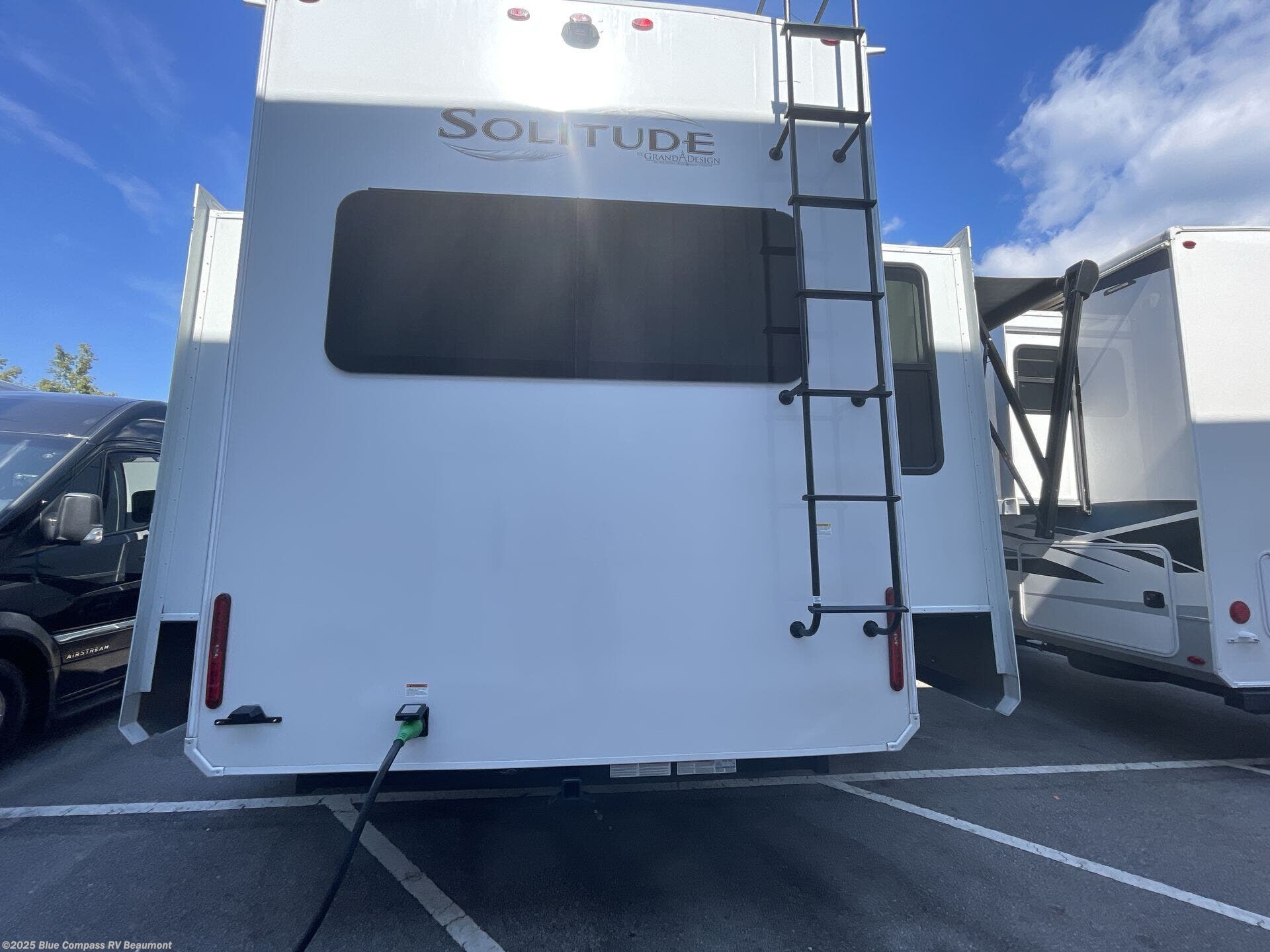 Used 2025 Grand Design Solitude 388mbs available in Vidor, Texas