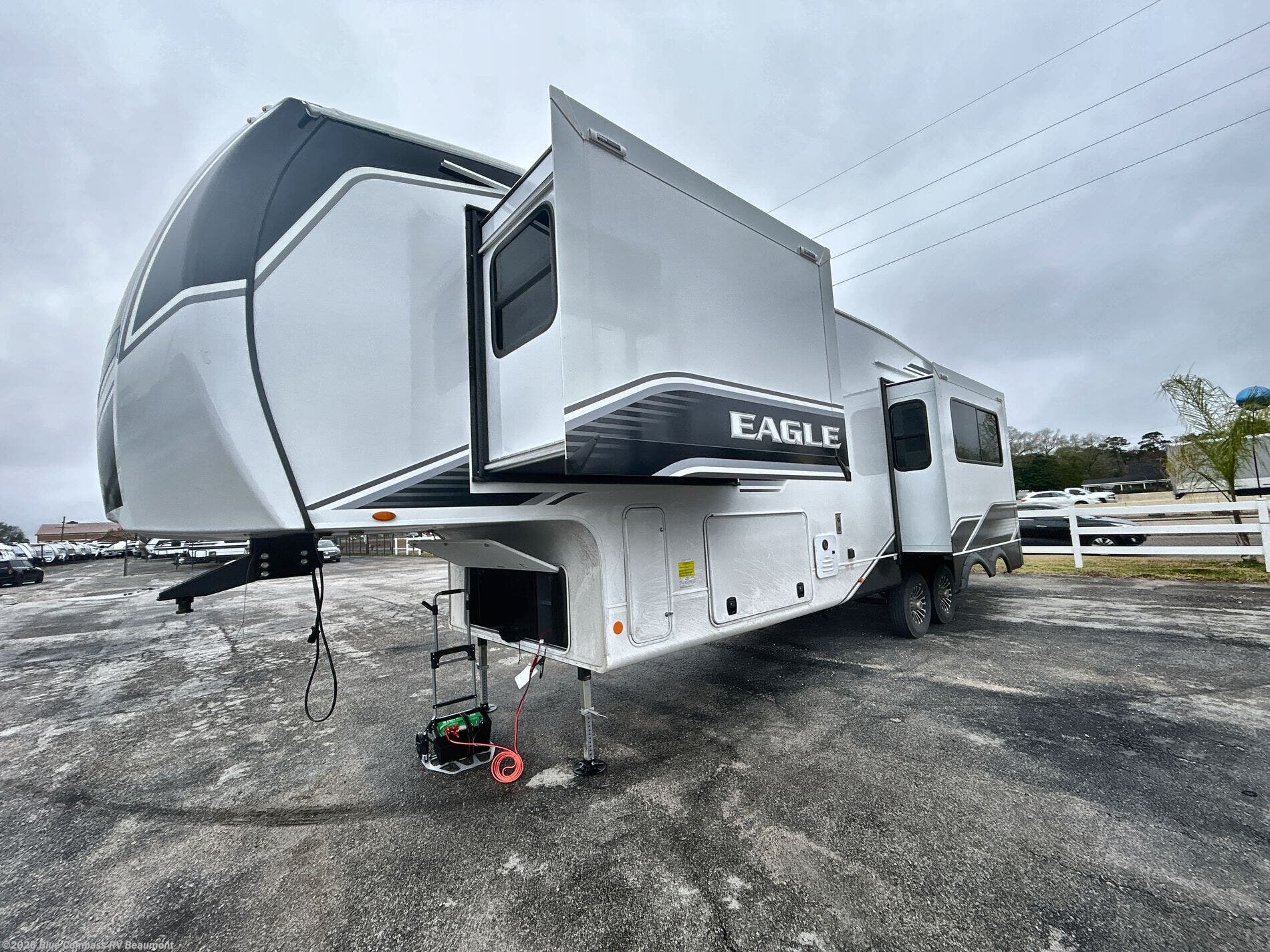 New 2026 Jayco Eagle 365UKTS available in Vidor, Texas