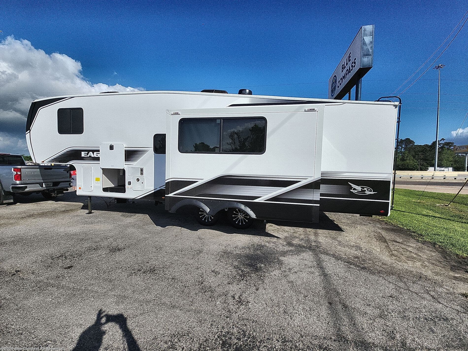 New 2026 Jayco Eagle HT 29DDB available in Vidor, Texas