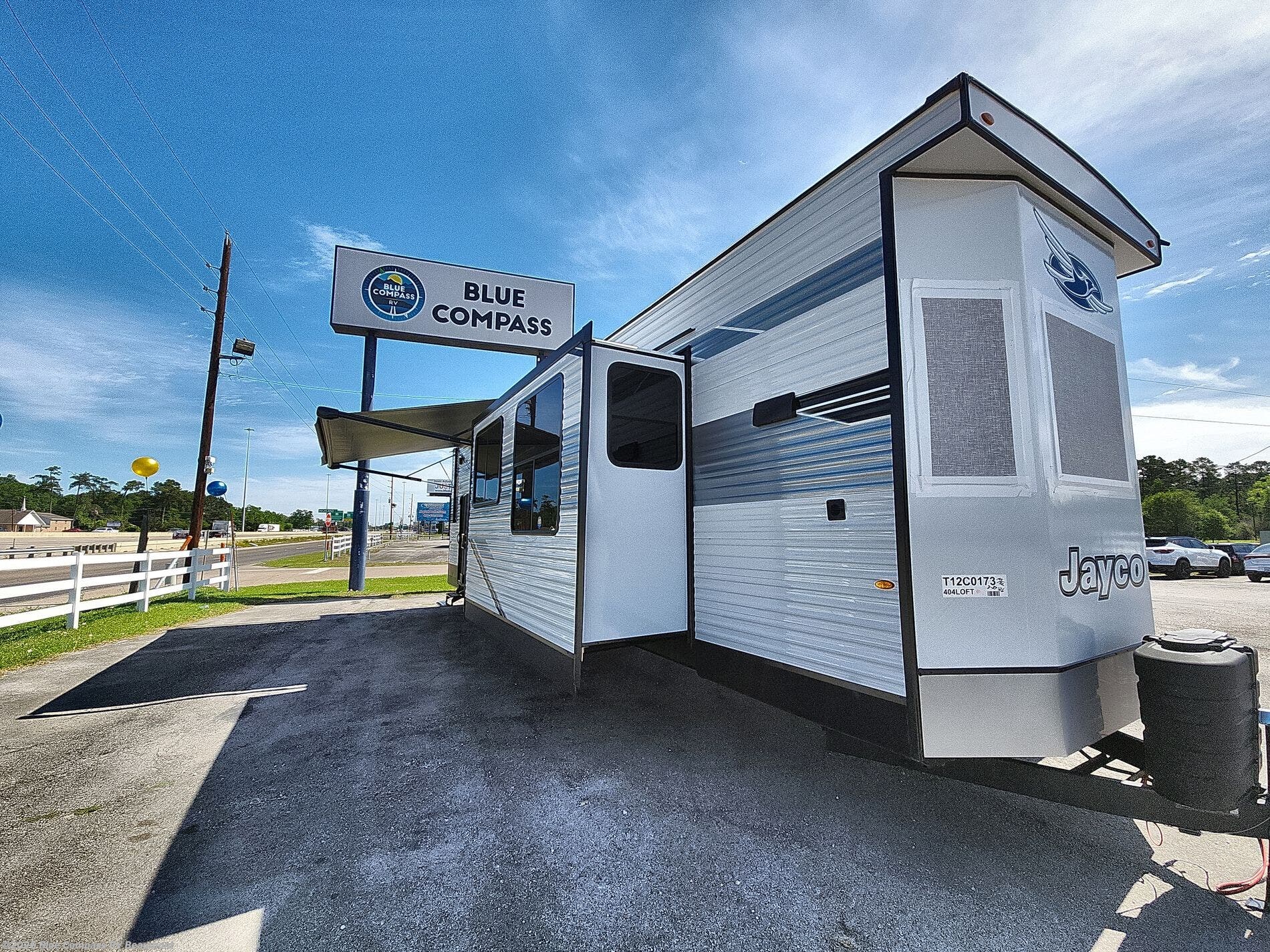 New 2026 Jayco Jay Flight Bungalow 404LOFT DS available in Vidor, Texas