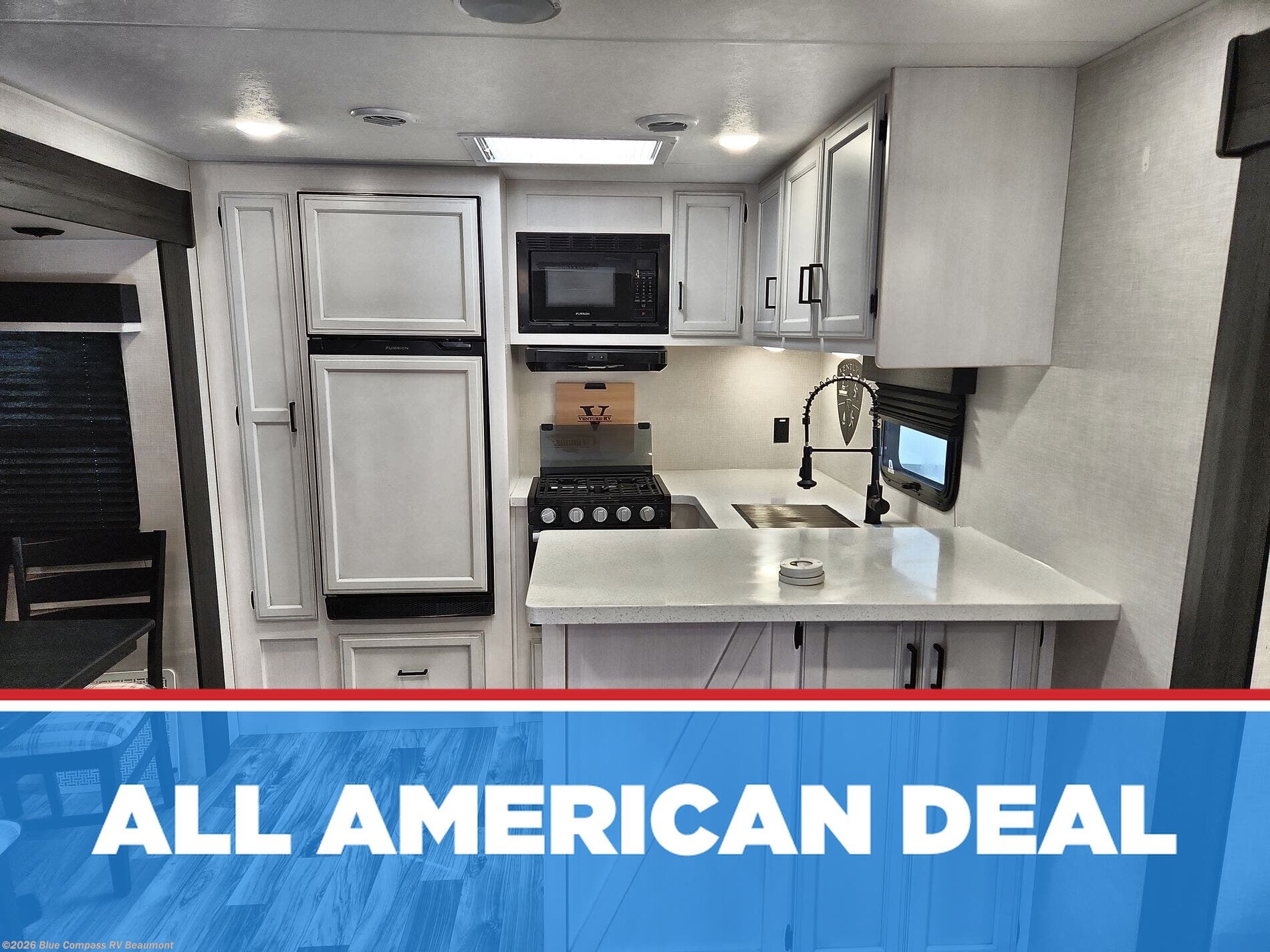 Used 2023 Venture RV SportTrek Touring Edition STT366VRK available in Vidor, Texas