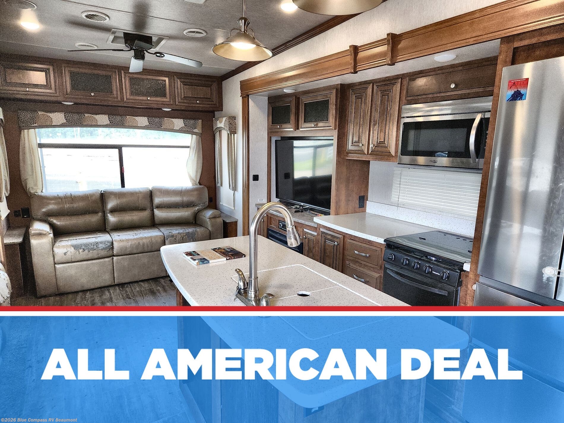 Used 2018 Heartland Bighorn 32RS available in Vidor, Texas