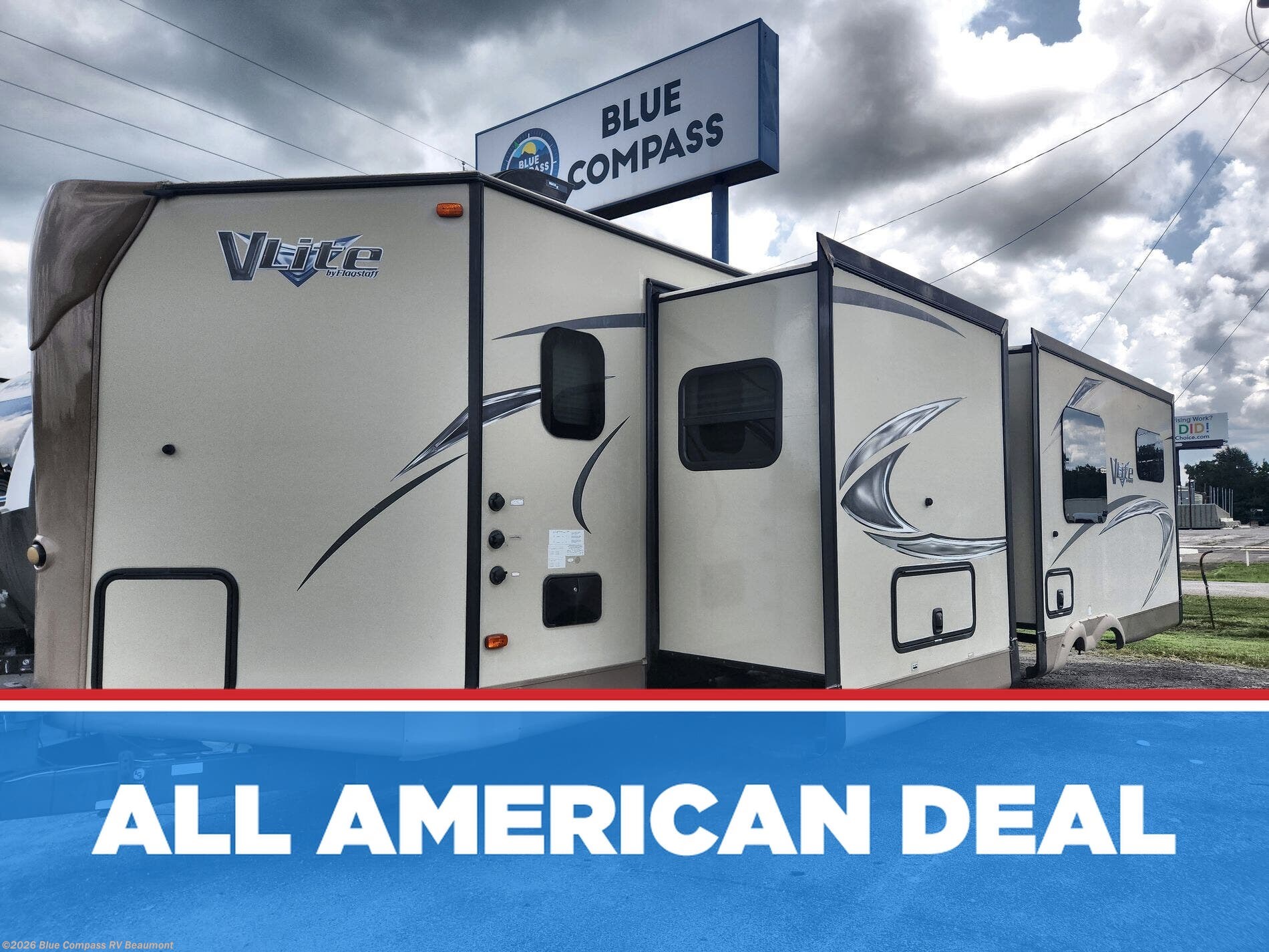 Used 2018 Forest River Flagstaff V-Lite 27VRL available in Vidor, Texas