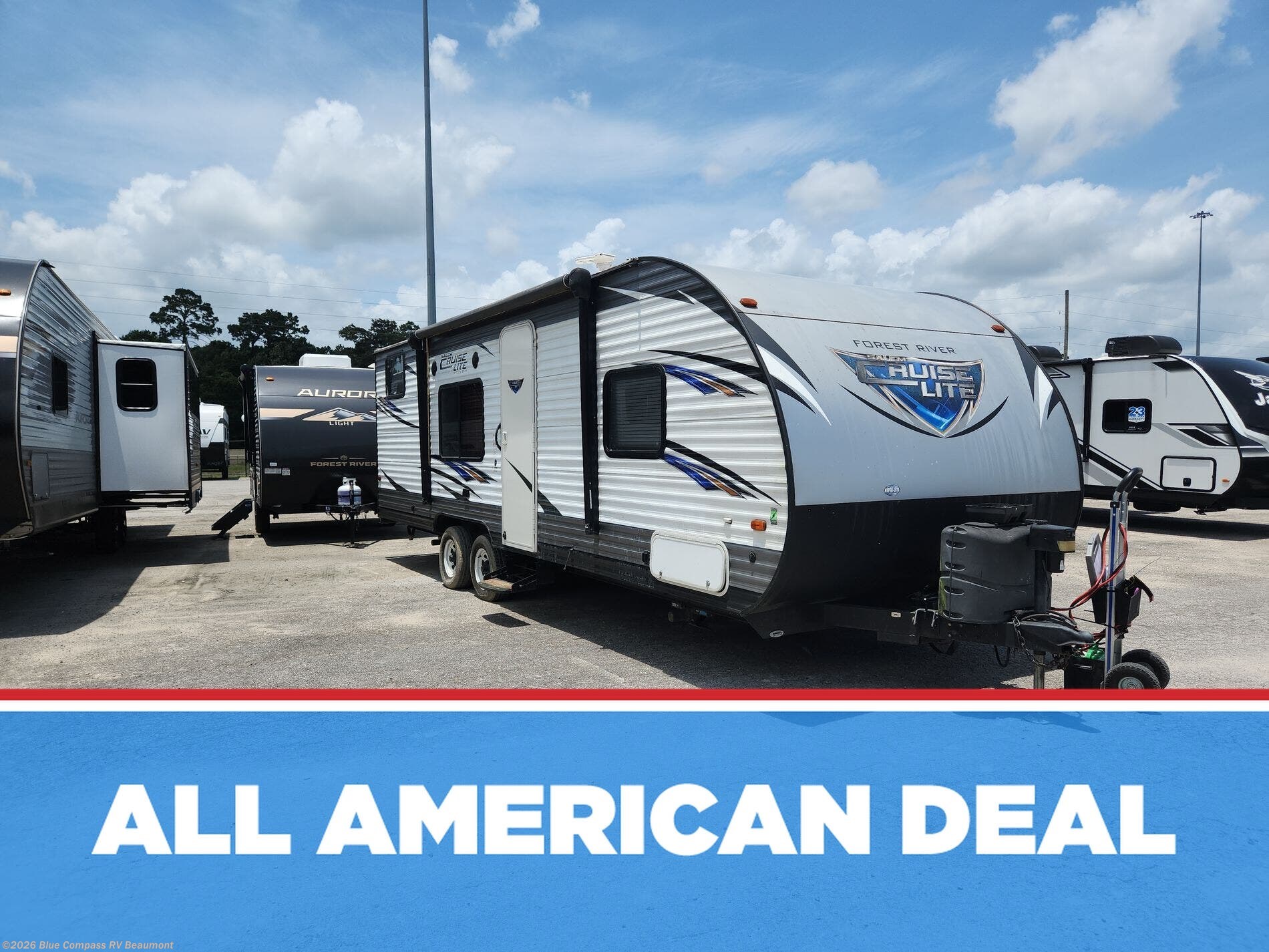 Used 2017 Forest River Salem Cruise Lite 261BHXL available in Vidor, Texas