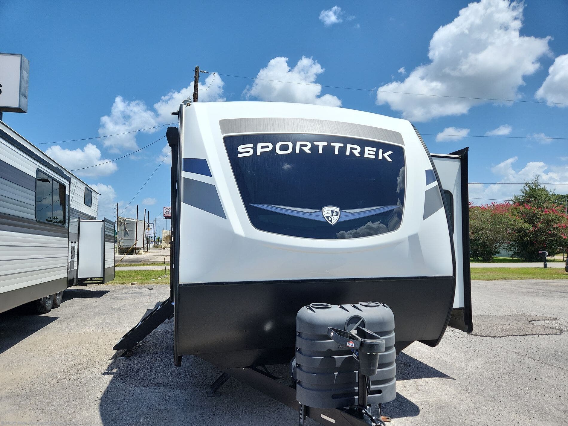 Used 2024 Venture RV SportTrek ST251VFK available in Vidor, Texas